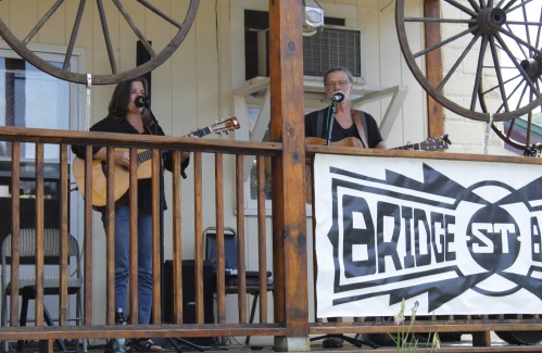You are currently viewing The Recorder – Porch Festival bringing music to Shelburne Falls