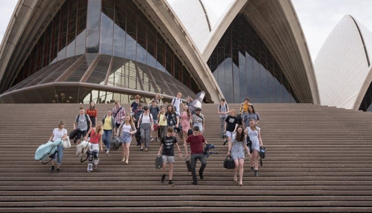 regional youth orchestras help fight music education inequality - image file-20240408-15-ald1mv-750x430 on https://musicmasterlab.com